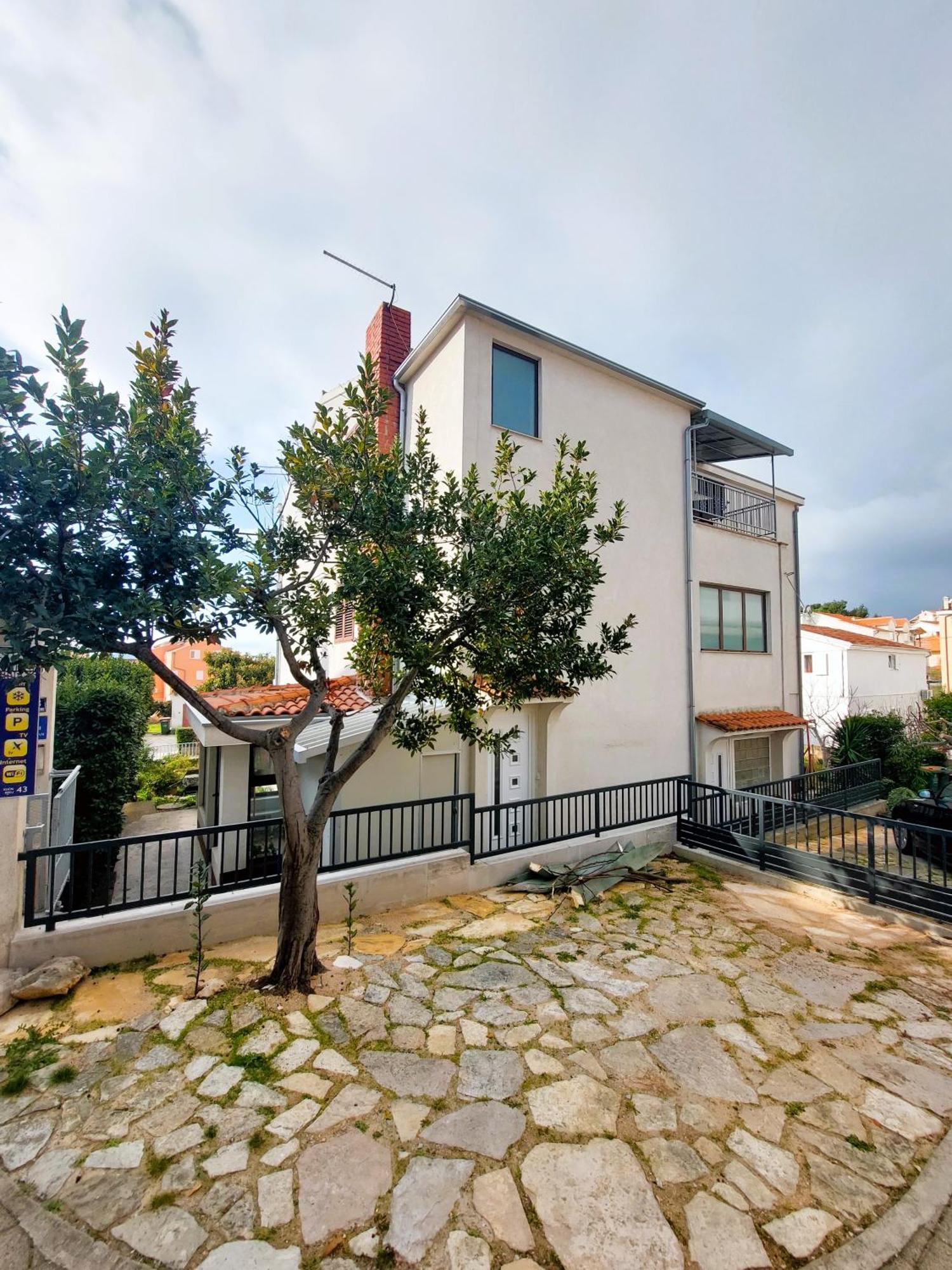 Apartmani Markoc Vodice Exteriér fotografie